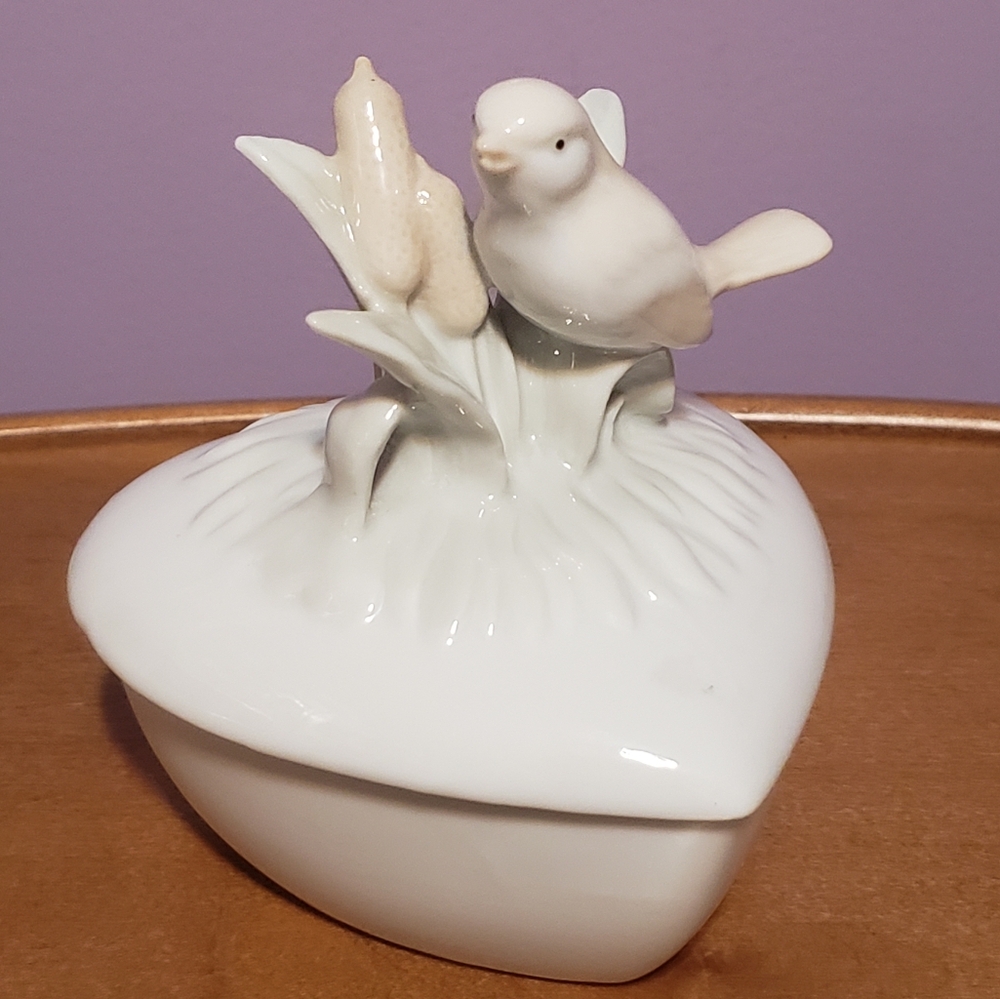 Bird and Cattail Trinket Dish Porcelain Heart Shaped Lidded